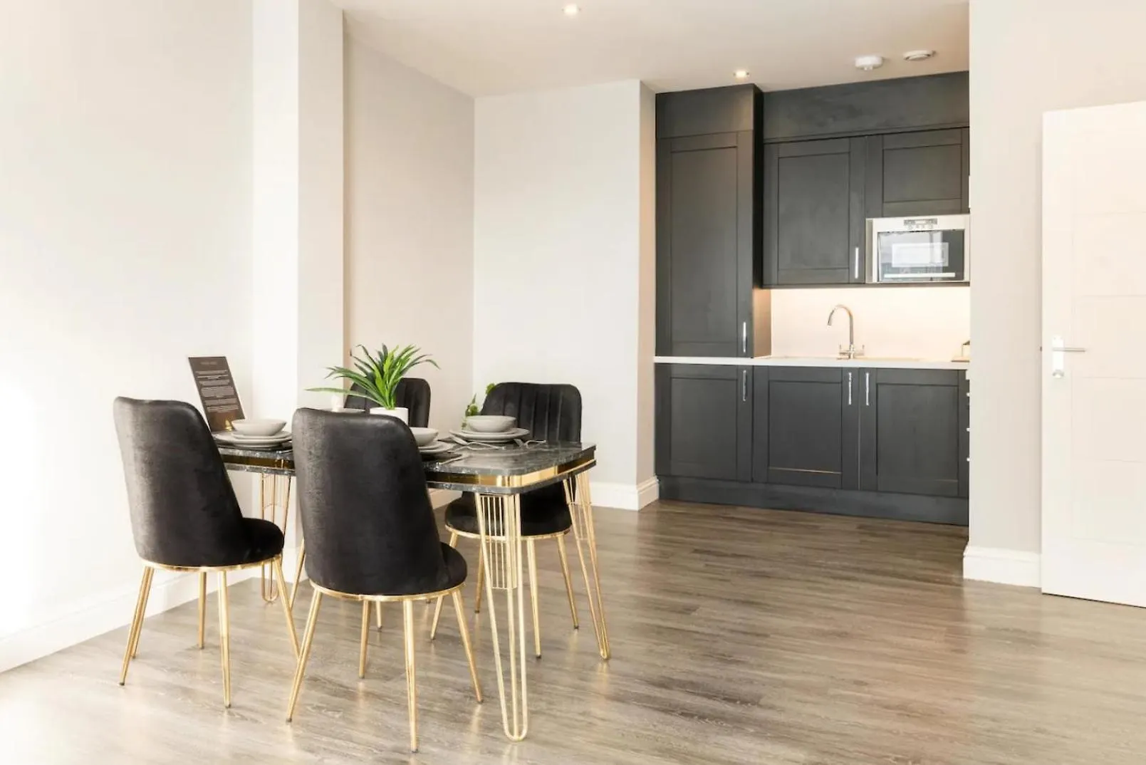 Stunning Central Apartment In Heart Of Brighton 0*,  United Kingdom